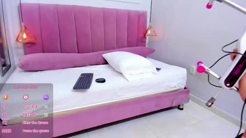 Megan  online show from 12.18.25