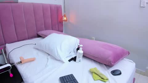 Megan  online show from 03.24.26