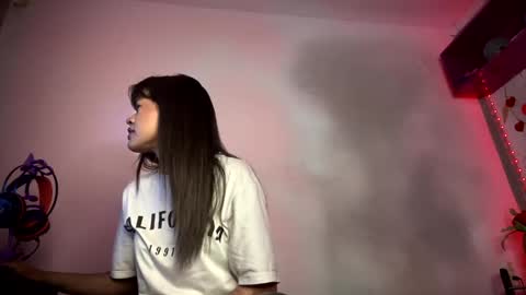 Megan online show from 02.04.25