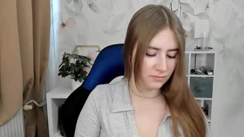 Snapshot of meganx_candy chatting on 02.09.26 Megan online show from 02.09.26