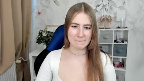 Snapshot of meganx_candy chatting on 02.12.26 Megan online show from 02.12.26