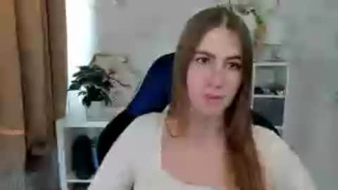 Snapshot of meganx_candy chatting on 07.28.26 Megan online show from 07.28.26