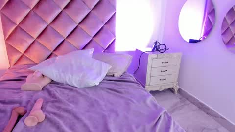 M E G A R A online show from 02.10.25