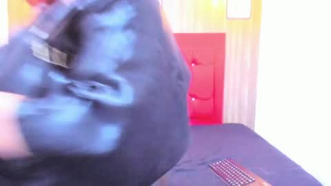 meggancurvy online show from 04.17.26