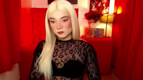 Snapshot of megganjenner chatting on 10.12.25 meggan . maria shantal online show from 10.12.25