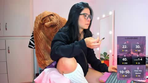 Juli online show from 05.27.26
