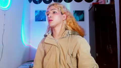 Snapshot of meghan_devil_ chatting on 12.22.25 meghan_devil_ online show from 12.22.25