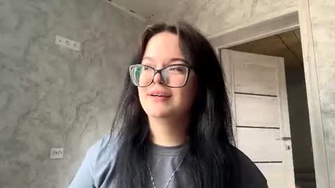 Snapshot of meghanlui chatting on 06.12.26 Hanna online show from 06.12.26