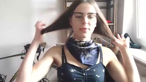 Megi online show from 05.19.26