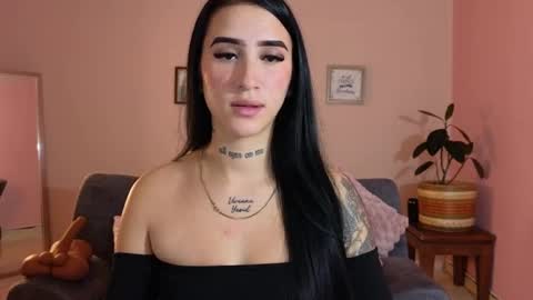 Snapshot of mei_naughtycat chatting on 09.28.25 Mei online show from 09.28.25