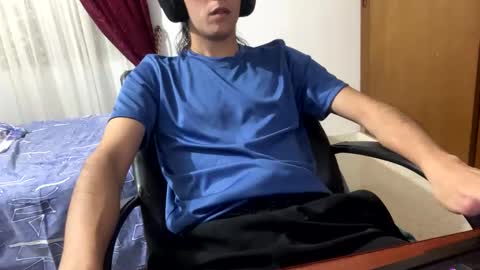 Snapshot of mejiayo chatting on 03.10.25 Mr. Meh online show from 03.10.25