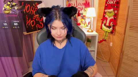 Snapshot of mekurisu chatting on 12.21.24 mekurisu online show from 12.21.24