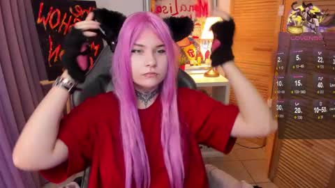 Snapshot of mekurisu chatting on 01.13.25 mekurisu online show from 01.13.25