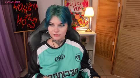 Snapshot of mekurisu chatting on 02.09.25 mekurisu online show from 02.09.25