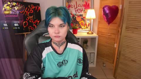 Snapshot of mekurisu chatting on 02.10.25 mekurisu online show from 02.10.25