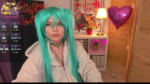 Snapshot of mekurisu chatting on 02.17.25 mekurisu online show from 02.17.25