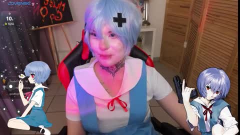 Snapshot of mekurisu chatting on 09.15.25 mekurisu online show from 09.15.25