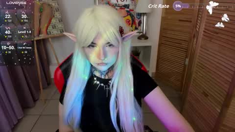 Snapshot of mekurisu chatting on 10.11.25 mekurisu online show from 10.11.25