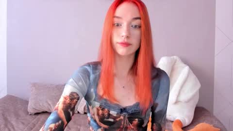 Snapshot of mel__lisa chatting on 03.10.26 mel__lisa online show from 03.10.26