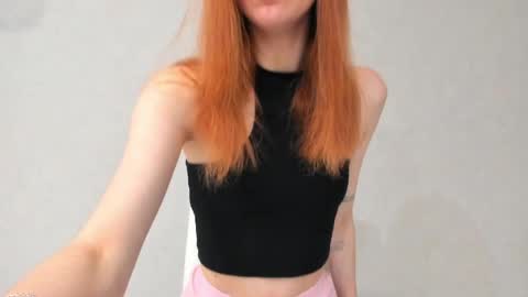 Snapshot of mel__lisa chatting on 04.14.26 mel__lisa online show from 04.14.26