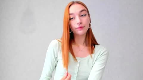 Snapshot of mel__lisa chatting on 05.06.26 mel__lisa online show from 05.06.26