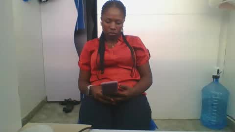 Snapshot of mel_candi94 chatting on 03.03.25 pretty online show from 03.03.25