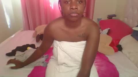 pretty online show from 01.14.26