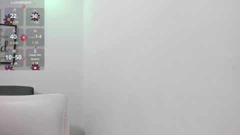 Snapshot of melan_owen chatting on 01.25.25 melan_owen online show from 01.25.25