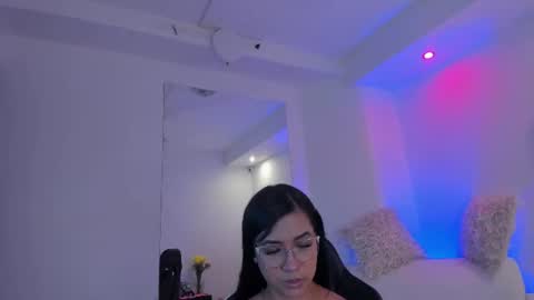Snapshot of melan_owen chatting on 07.11.26 melan_owen online show from 07.11.26