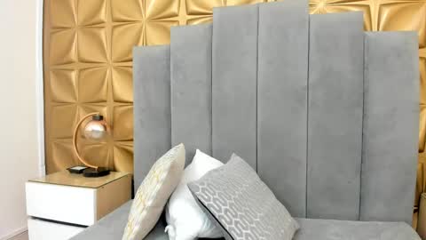 Melani online show from 04.16.26