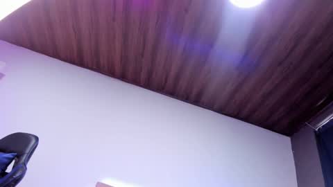 Snapshot of melani_xc chatting on 02.17.25 MELANI - online show from 02.17.25