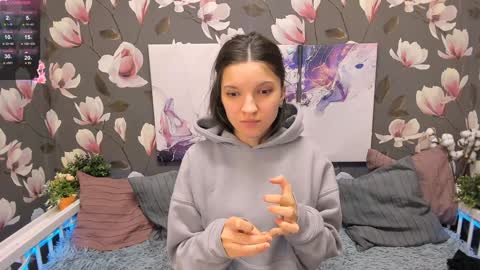 Melanie online show from 12.18.24