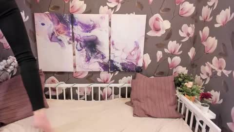 Melanie online show from 02.28.25