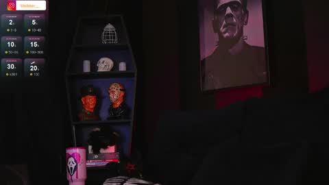 Snapshot of melanie_nyx chatting on 05.14.26 Mel online show from 05.14.26