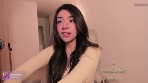Snapshot of melanie_owo chatting on 10.21.25 Melanie online show from 10.21.25