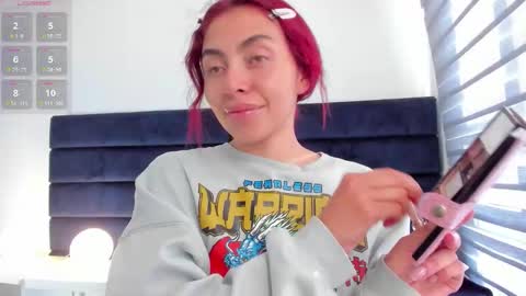 Melanie roux  online show from 03.04.26