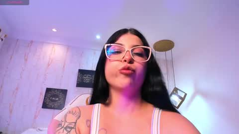 melaniegrayx online show from 02.17.25