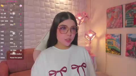 Snapshot of melaniegrayx chatting on 07.11.26 melaniegrayx online show from 07.11.26