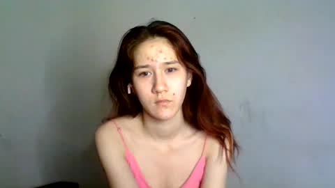 Snapshot of melaniepavan chatting on 04.27.26 Marry online show from 04.27.26