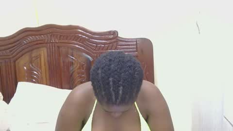 melanin_juicey8 online show from 04.21.26