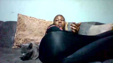 melaninndriping online show from 11.21.25