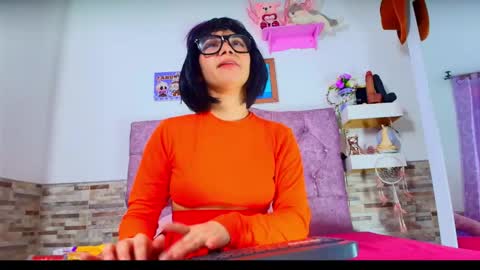 Melanny taylor online show from 11.29.25