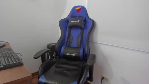 Snapshot of melany_arizaaa chatting on 01.22.25 melany_arizaaa online show from 01.22.25