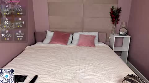 Snapshot of melany_jass chatting on 02.25.26 Melany online show from 02.25.26