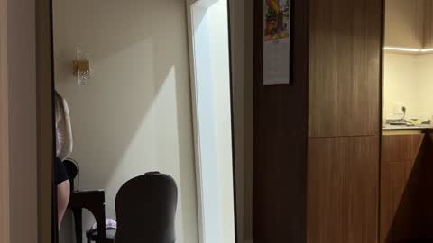 Snapshot of melanybunny chatting on 01.31.25 Adel online show from 01.31.25