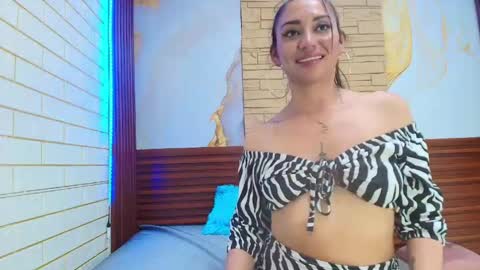 Snapshot of melek_sunderpri chatting on 05.22.26 melek_sunderpri online show from 05.22.26
