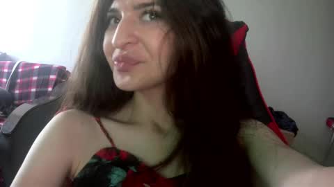 melena_caramel online show from 06.01.26