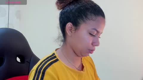 M E L I N A  online show from 11.01.25