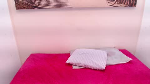 Snapshot of melisa_torrez chatting on 03.06.25 melisa online show from 03.06.25