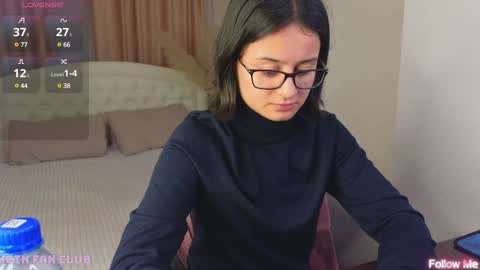 Victoria online show from 01.17.25